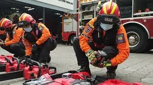 Cuerpo de Bomberos(Comenzando el APH en Cuenca)