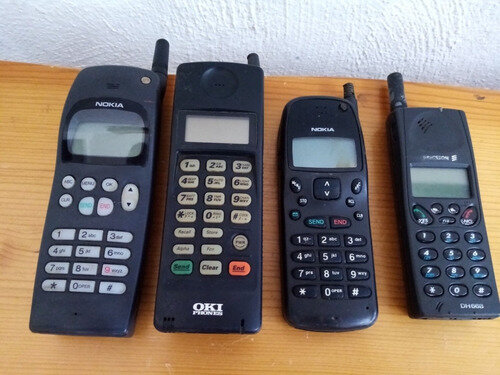 TELEFONO CELULAR