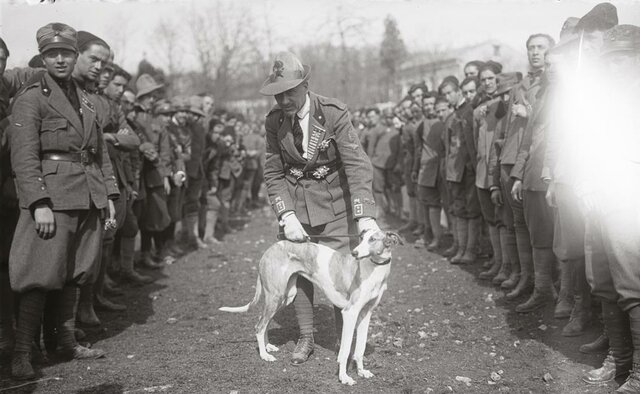 D'Annunzio takes Fiume