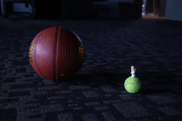 Tennis vs Basketball