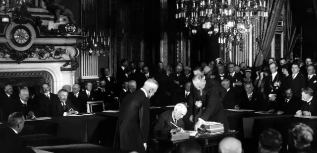 Kellogg-Briand Treaty signed