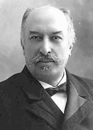 Mussolini forms alliance with Giolitti