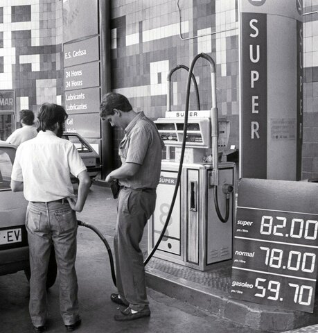 Estalla crisis económica "crisis del petróleo"