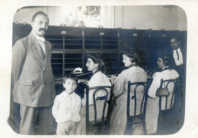 Abbonati al telefono