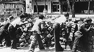 Luchan entre sí en Barcelona distintas fuerzas republicanas enfrentadas a causa de la primacía de la revolución o la organización militar.