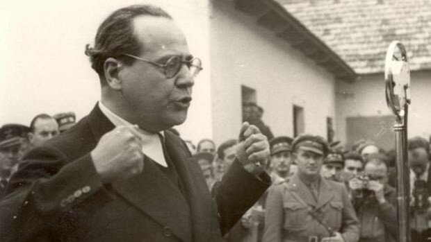 El gobierno de Negrín abandona Barcelona y se dirige a Figueras (Gerona) poco antes de que la capital catalana cayera en manos franquistas.