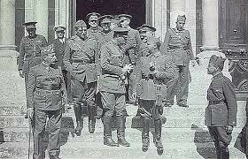 Los franquistas conquistan Bilbao y el resto de los territorios vascos que no se hallaban bajo su control.