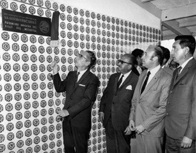 Expansión de Servicios Educativos y descentralización educativa