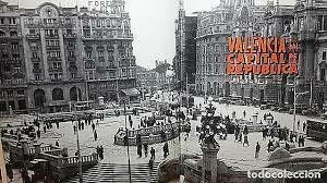 El gobierno de Largo Caballero se traslada a Valencia ante el ataque franquista contra Madrid, repelido por la Junta de Defensa encabezada por el general José Miaja.