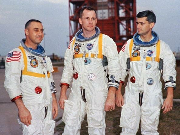 Tre uomini nello spazio e primo medico Egorov