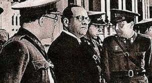 El gobierno de Negrín abandona Barcelona y se dirige a Figueras (Gerona) poco antes de que la capital catalana cayera en manos franquistas.