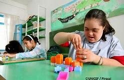 1999 Corte niega inclusión a niño con discapacidad