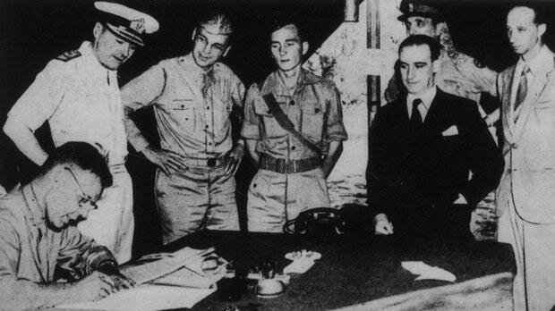 Italy signs armistice with the Allies