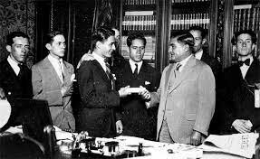 Decreto de la UNAM por Portes Gil