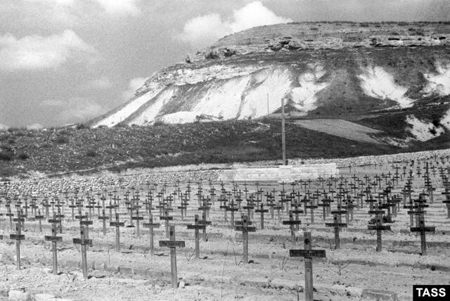 The Crimea is cleared of German resistance and Sevastopol is retaken.