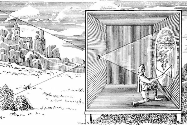 Aristotle describes the camera obscura
