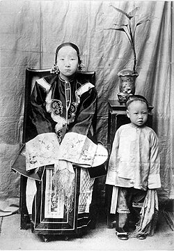 Book: Lilly and Snow Flower have sons