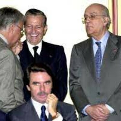 Timeline: Los gobiernos democráticos (1979-2000)