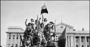 Revolución islamista en Irán y revolución sandinista en Nicaragua.