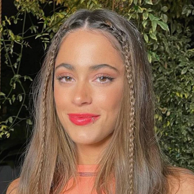 Timeline: Trayectoria de la vida y obra de Martina "Tini" Stoessel