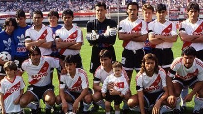 Se consagra campeon en el Torneo Apertura 1994