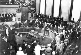 Roosevelt acuña el nombre de Naciones Unidas