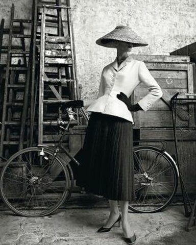 Primeira colección de Dior.