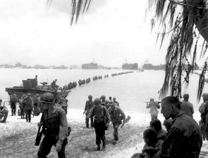 ELS SOVIÈTICS AVANÇANT CAP A POLONIA