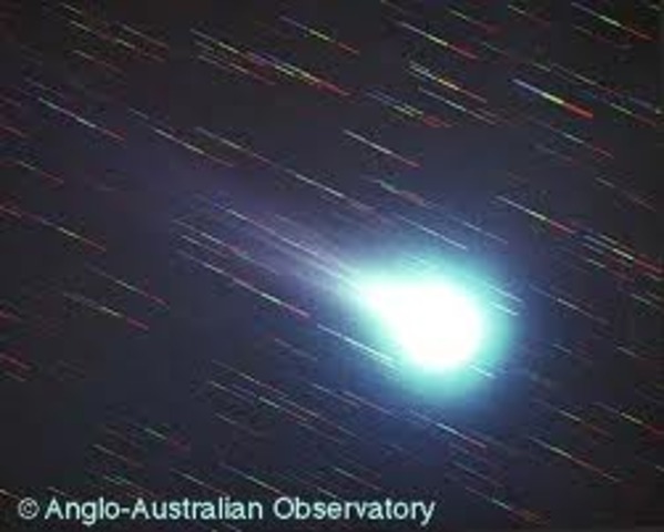 Observes Halley's Comet