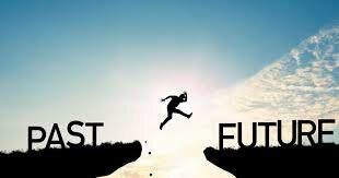 DESAFÍOS PRESENTES Y FUTUROS