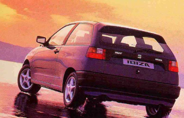 COCHE SEAT IBIZA - 1990