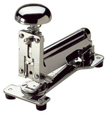 Grapadora de escritorio El Casco