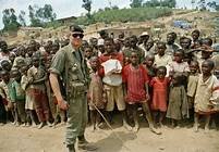 25 - Diminuição da UNAMIR.