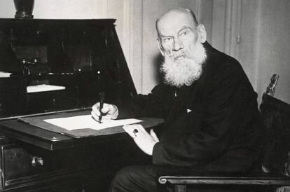 Entra en la Universidad de Kazán