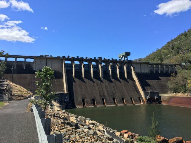 Somerset dam built