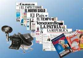 1700 años D.C. Se desarrolla la prensa o sea el periodismo. los periódicos, revistas y libros leídos en el mundo produjeron cambios en el modo de actuar y sentir de los hombres. La eficacia de la letra impresa fue contundente.