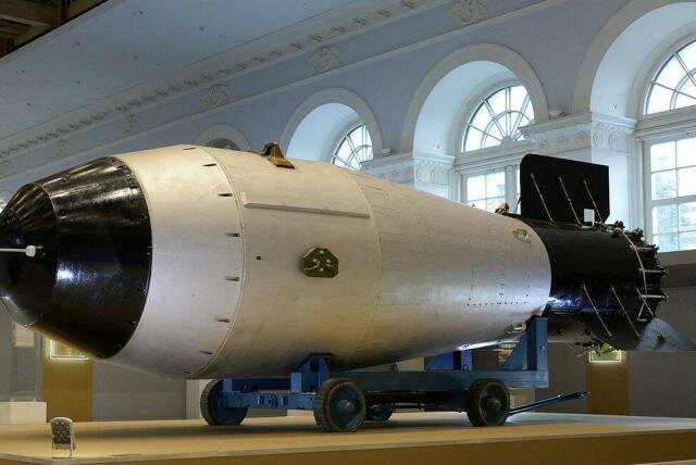 EEUU ensaya la bomba de fusión nuclear o bomba H.