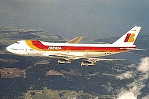BOEING 747