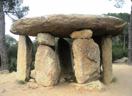 DOLMEN
