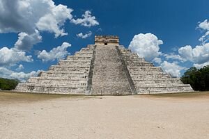 PIRÀMIDE DE KULKULCAN