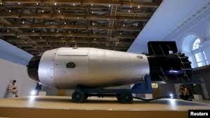 La URSS desarrolla una bomba atómica más potente