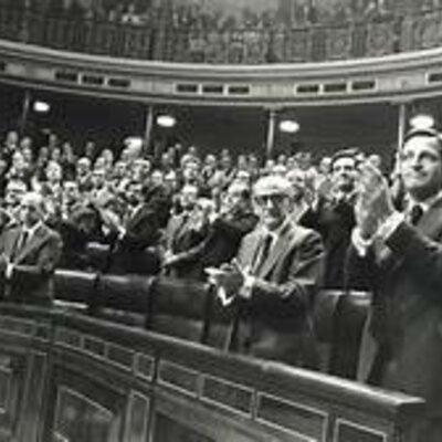 Timeline: El proceso de transición a la democracia y la Constitución de 1978