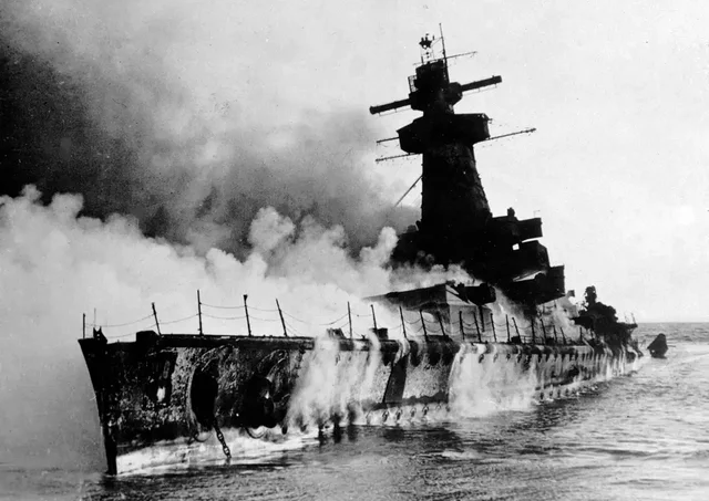 UK wins war's first sea battle