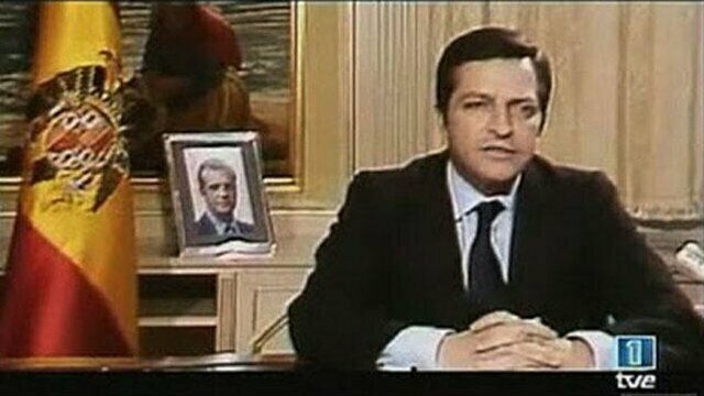Dimisión de Adolfo Suárez.