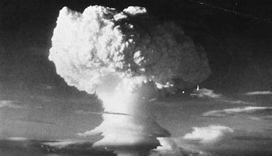 EEUU ensaya la bomba de fusión nuclear o bomba H.