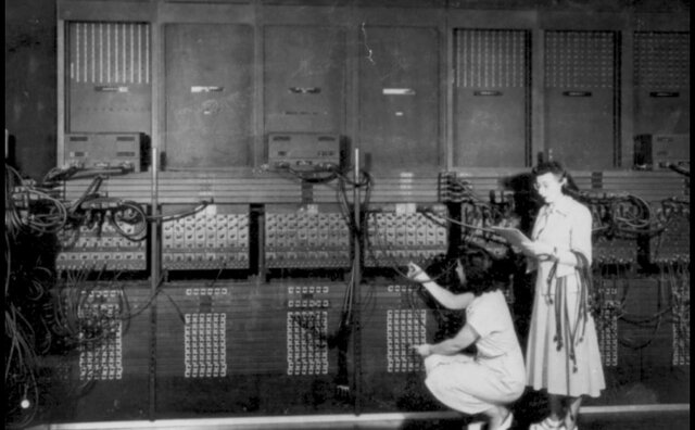 1ra Computadora 1943 - 1945