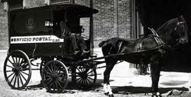 primer servicio postal