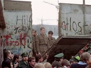 Derribo del muro de Berlín (9/11/1989)