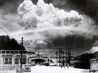 BOMBA ATOMICA SOBRE JAPON
