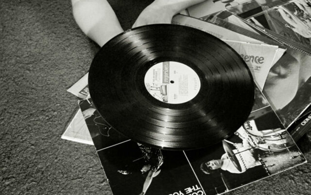 USA - Nasce l'LP in vinile a 33 giri